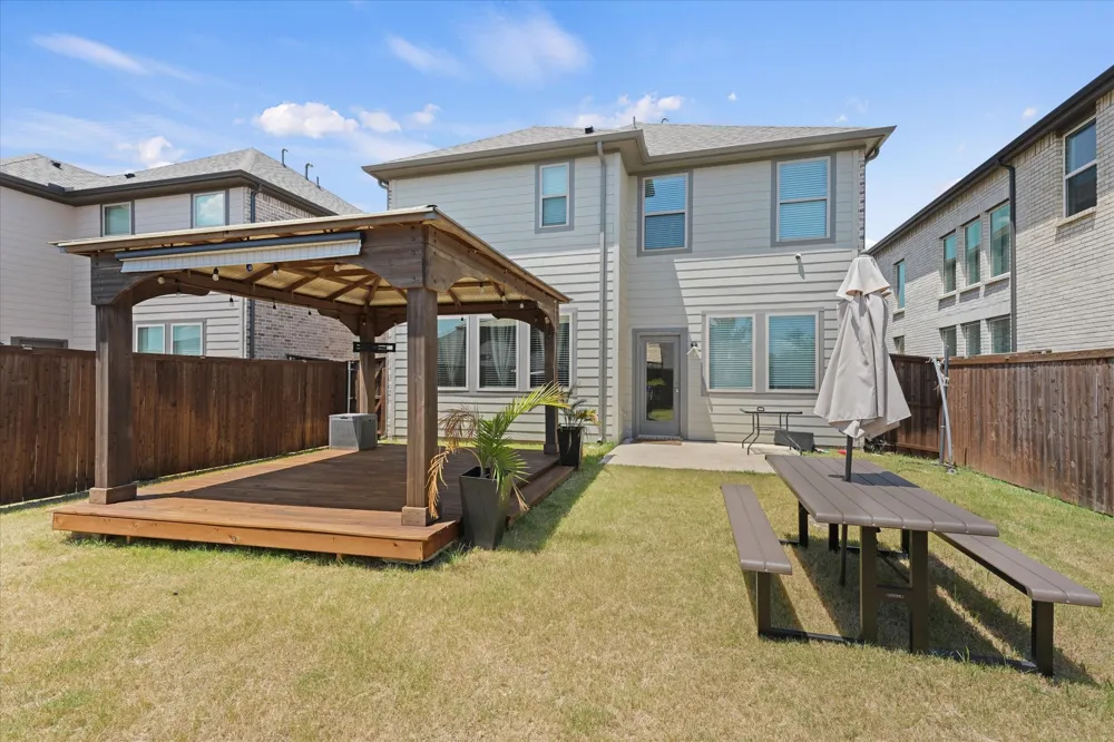2616 Gaulding Street Royse City, TX 75189