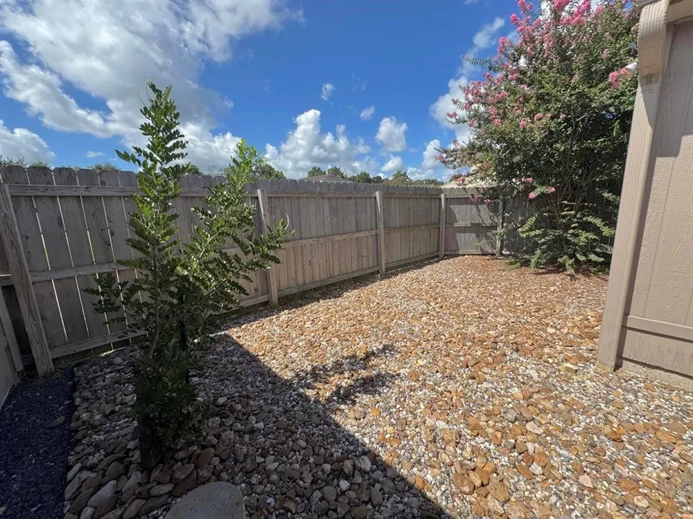 495 Yorktown Lane Beaumont, TX 77707