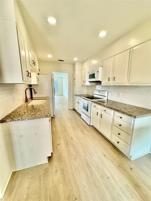 495 Yorktown Lane Beaumont, TX 77707