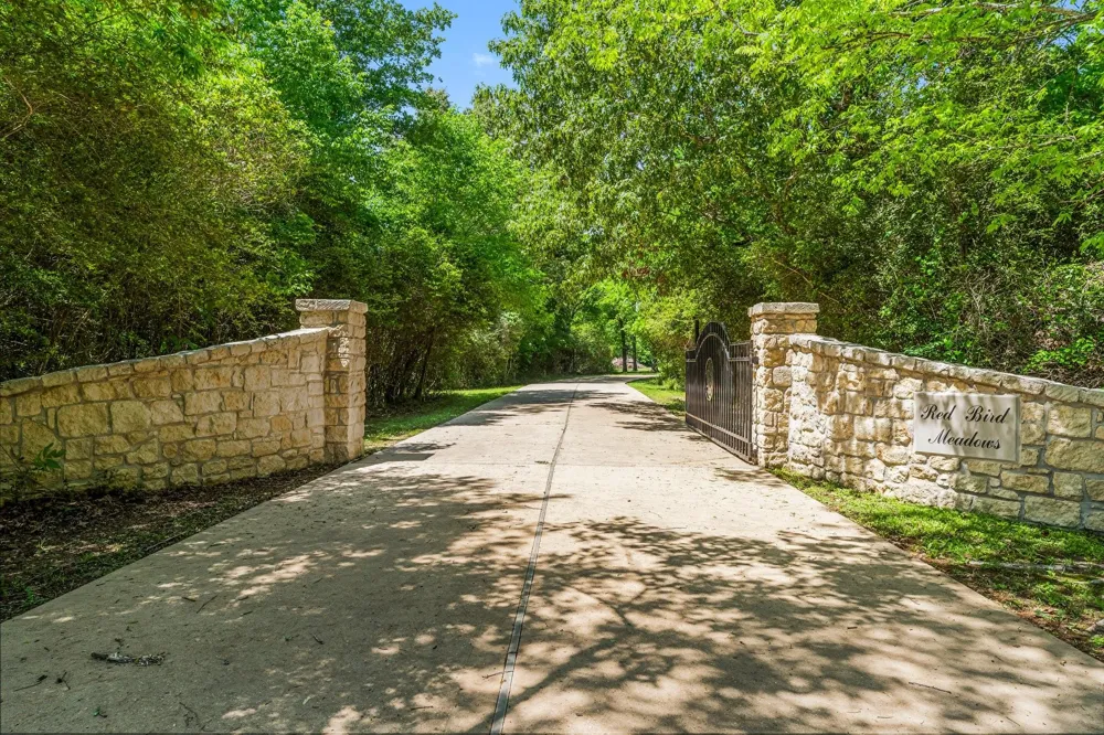 11900 Womack Cemetery Road Montgomery, TX 77316
