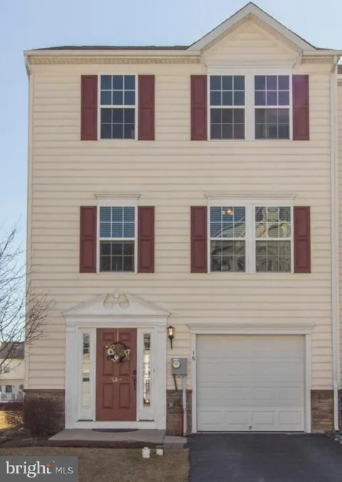 16 TUXFORD LANE