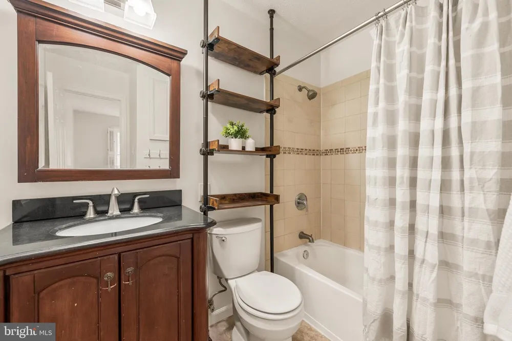 9125 GALBRETH COURT Springfield, VA 22153