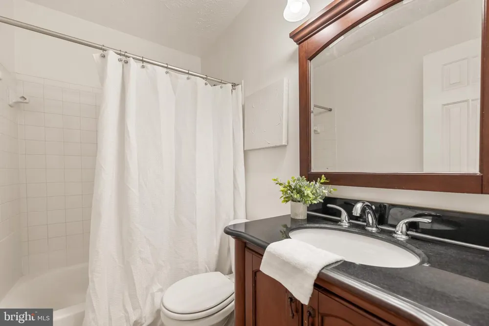 9125 GALBRETH COURT Springfield, VA 22153