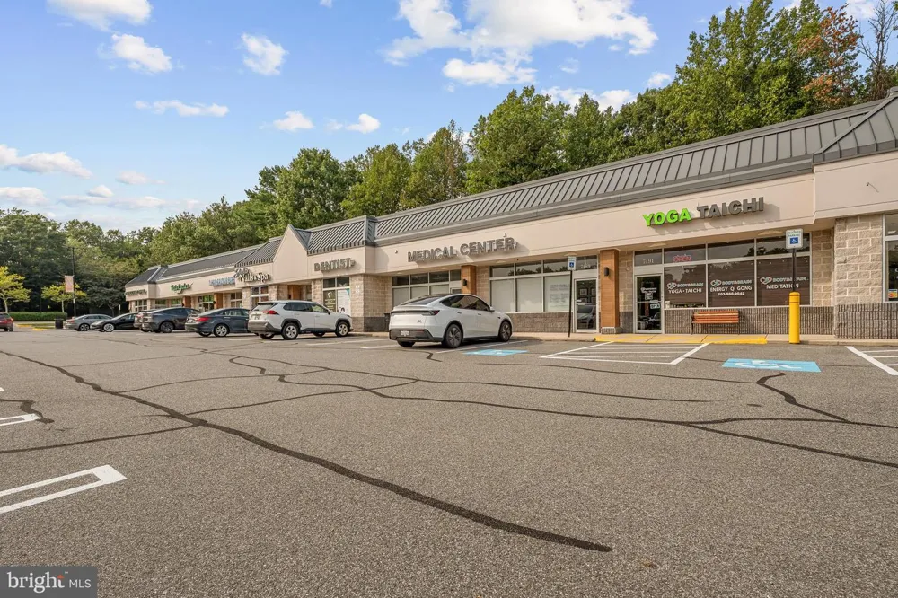 9125 GALBRETH COURT Springfield, VA 22153