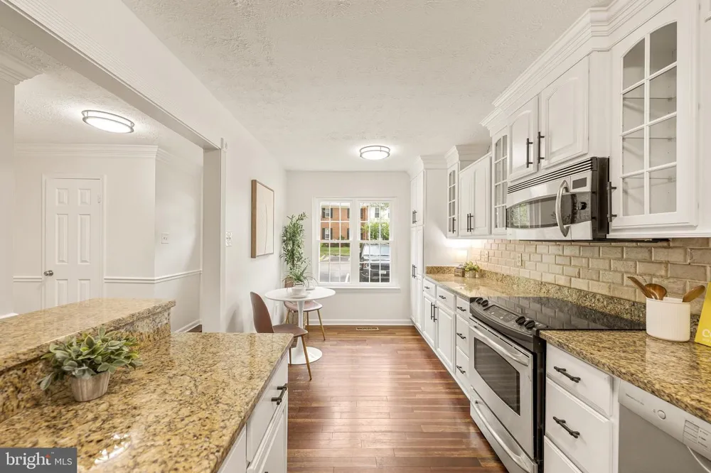 9125 GALBRETH COURT Springfield, VA 22153