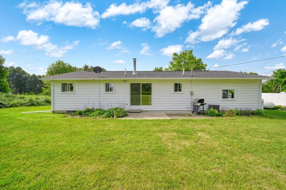3238 Territorial Road Leslie, MI 49251