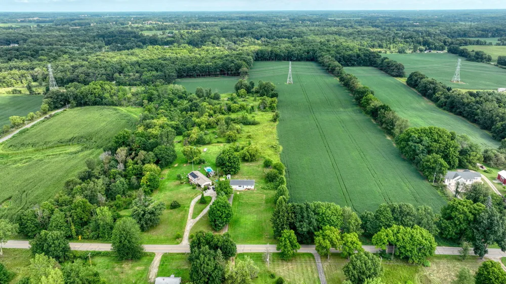 3238 Territorial Road Leslie, MI 49251