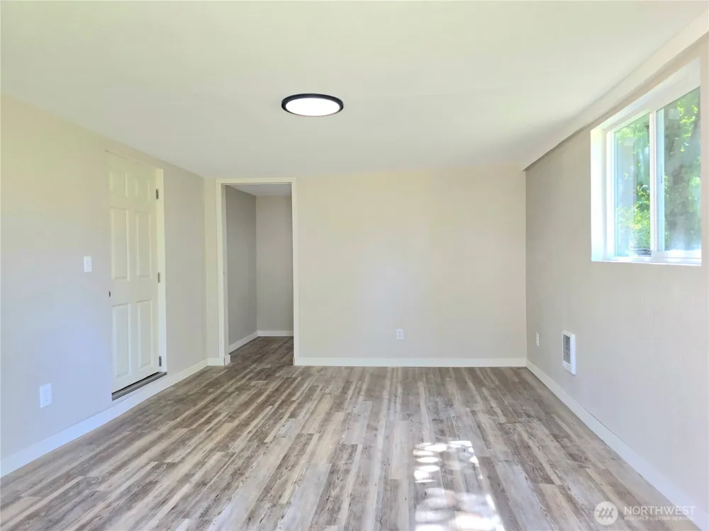 2225 State Route 105 Grayland, WA 98547