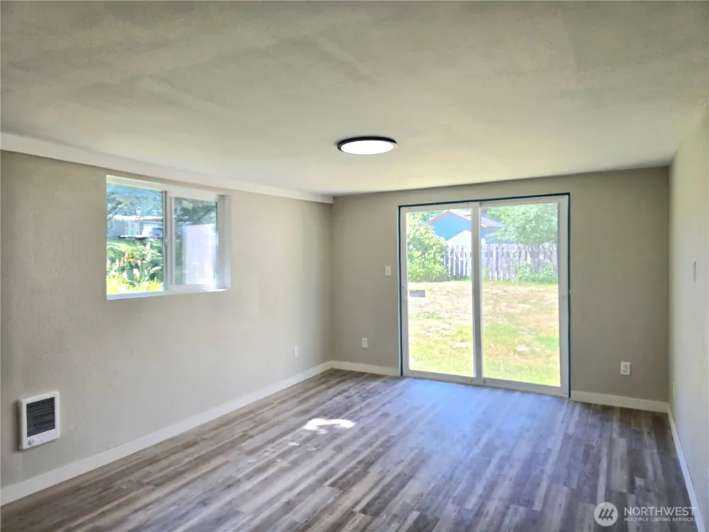 2225 State Route 105 Grayland, WA 98547
