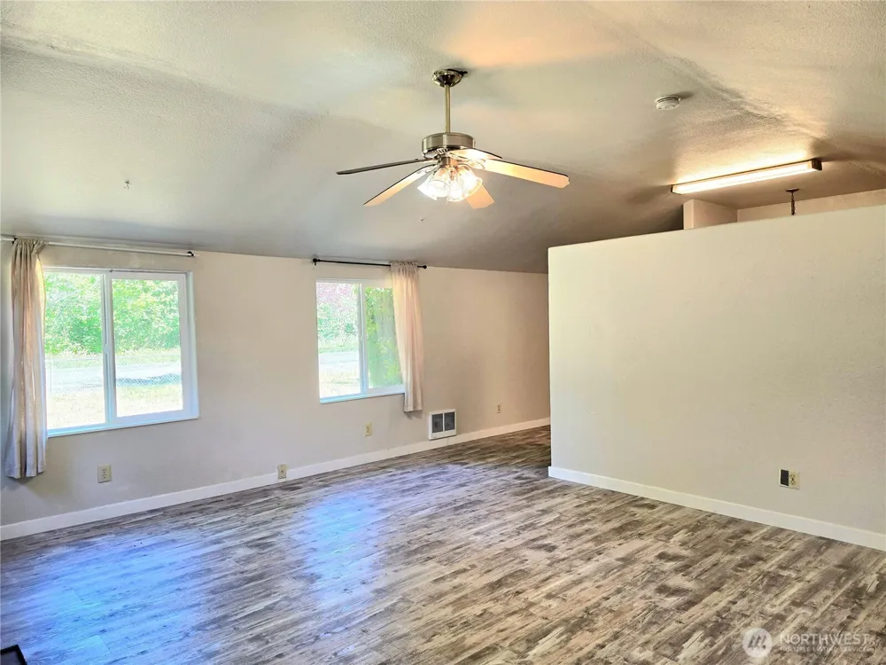 2225 State Route 105 Grayland, WA 98547