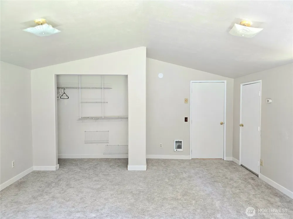 2225 State Route 105 Grayland, WA 98547
