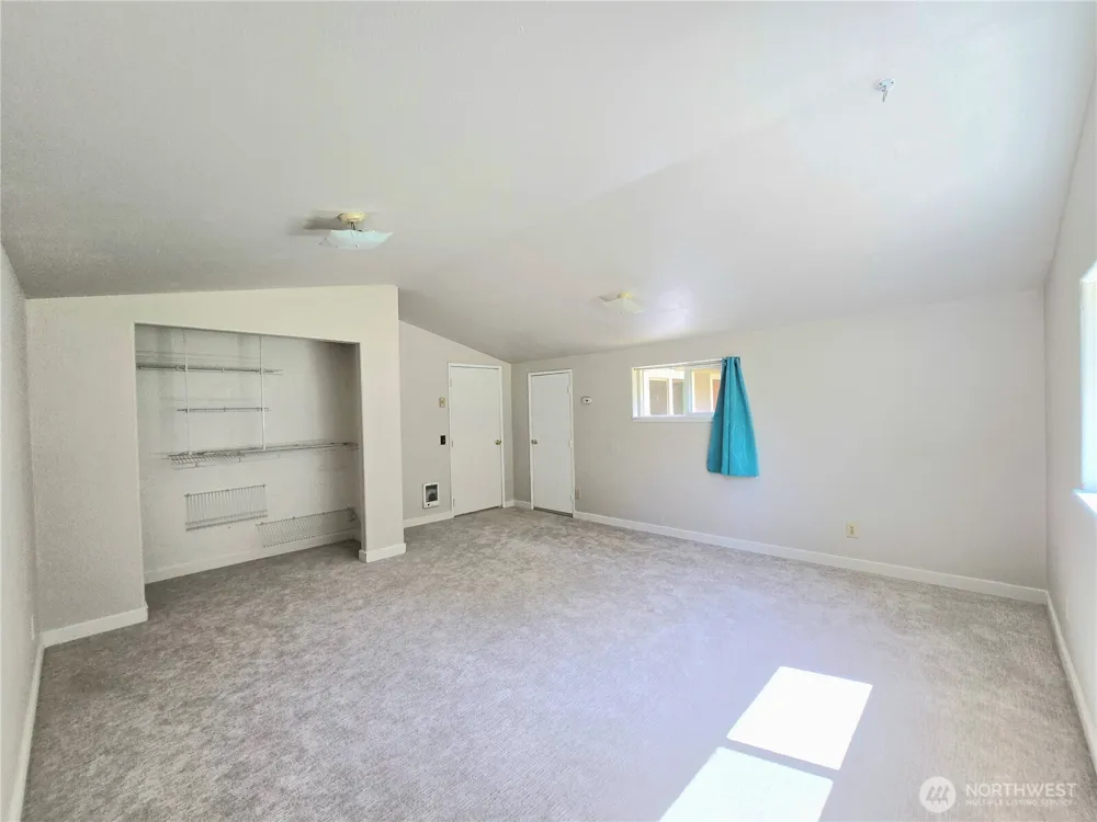 2225 State Route 105 Grayland, WA 98547