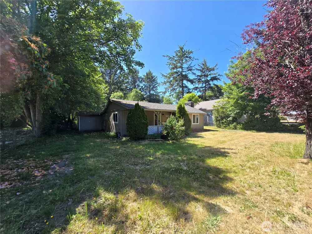 2225 State Route 105 Grayland, WA 98547