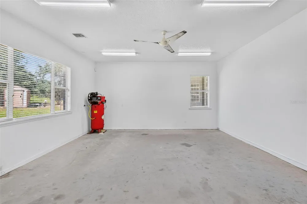 4617 ROUND LAKE ROAD Apopka, FL 32712