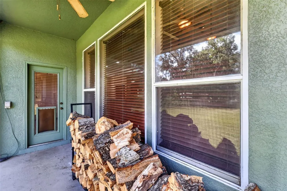 4617 ROUND LAKE ROAD Apopka, FL 32712