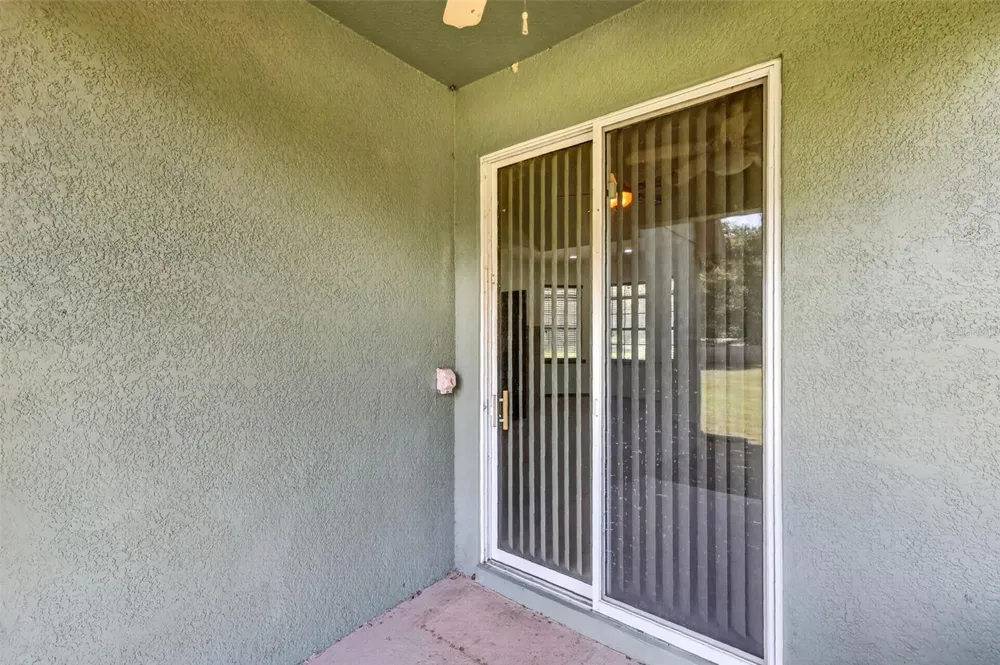 4617 ROUND LAKE ROAD Apopka, FL 32712