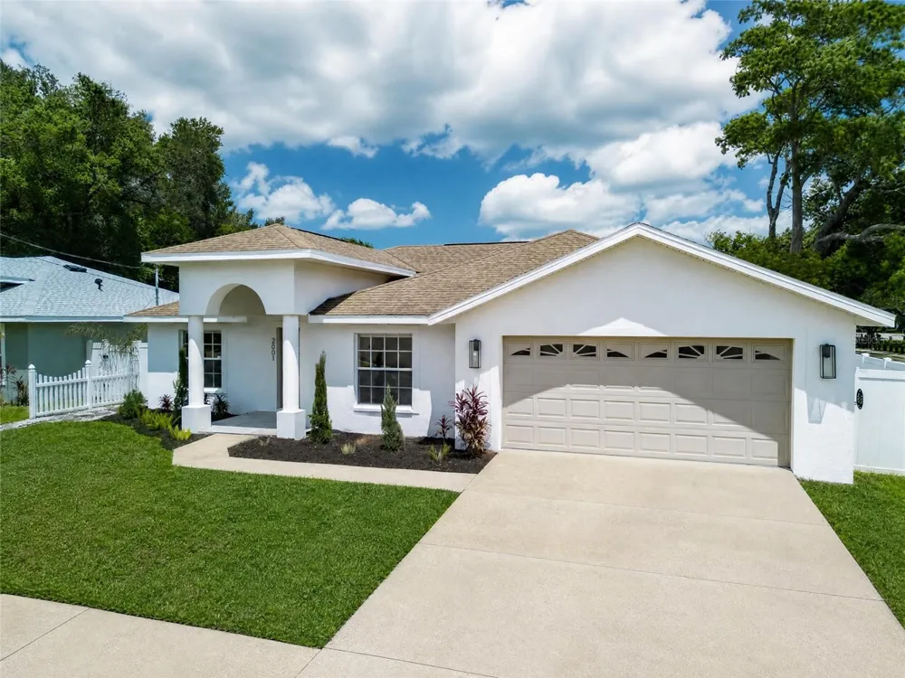 2001 LINCOLN AVENUE Tampa, FL 33607