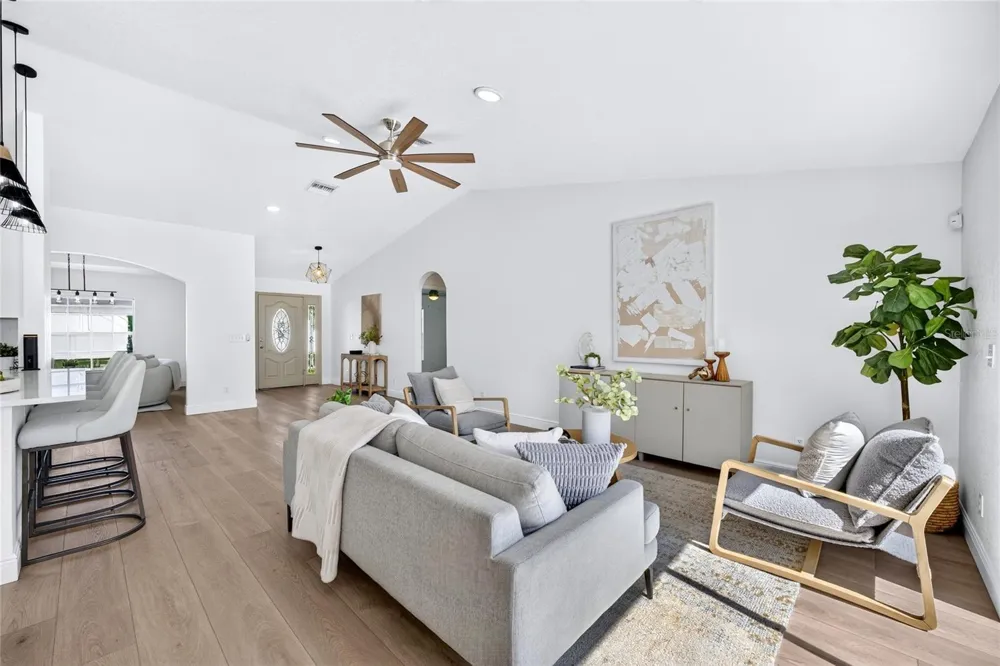 2001 LINCOLN AVENUE Tampa, FL 33607