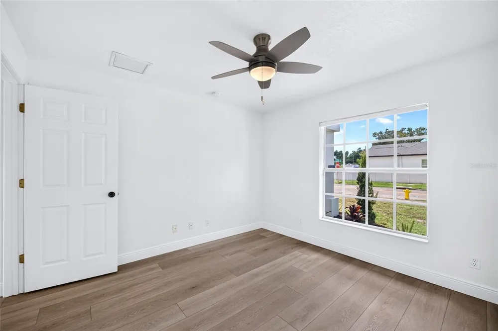 2001 LINCOLN AVENUE Tampa, FL 33607