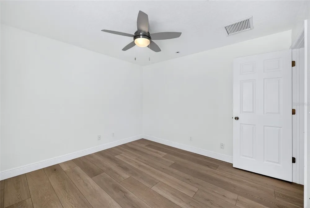 2001 LINCOLN AVENUE Tampa, FL 33607