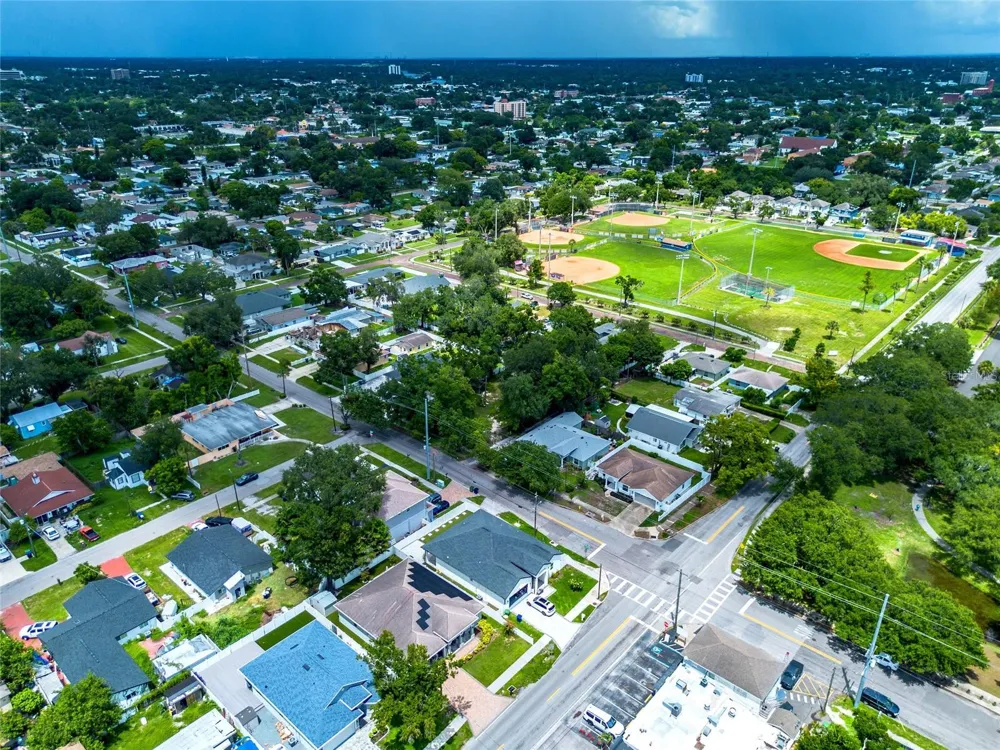 2001 LINCOLN AVENUE Tampa, FL 33607