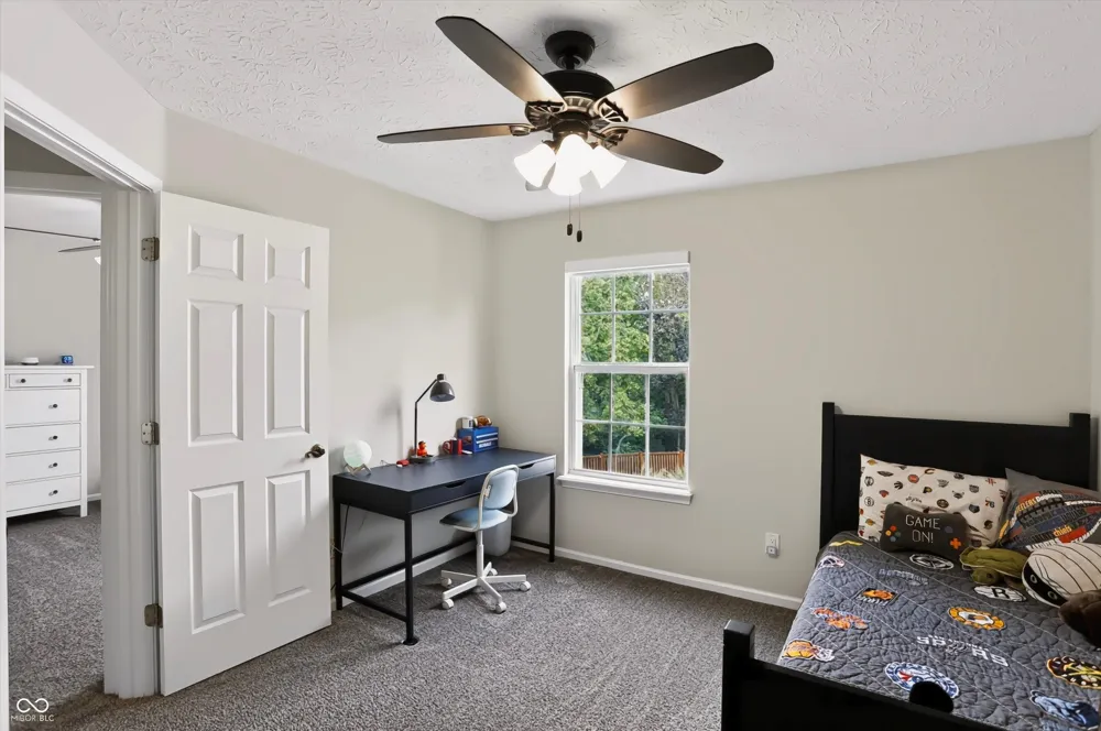 10407 Runview Circle Fishers, IN 46038