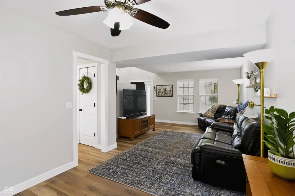 10407 Runview Circle Fishers, IN 46038