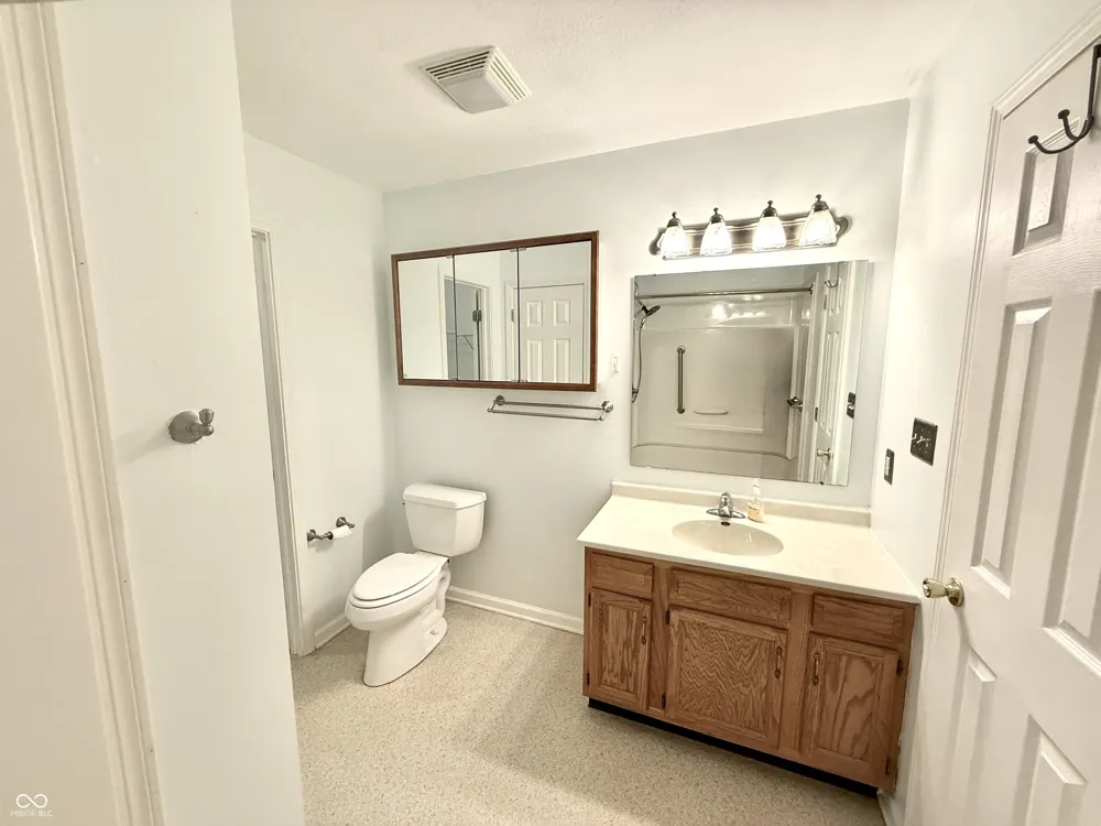 1067 Taurus Lane Franklin, IN 46131