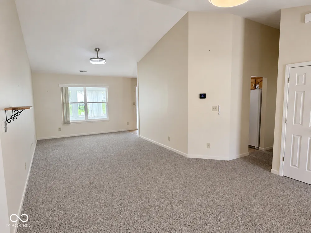1067 Taurus Lane Franklin, IN 46131