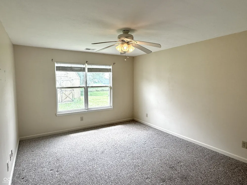 1067 Taurus Lane Franklin, IN 46131