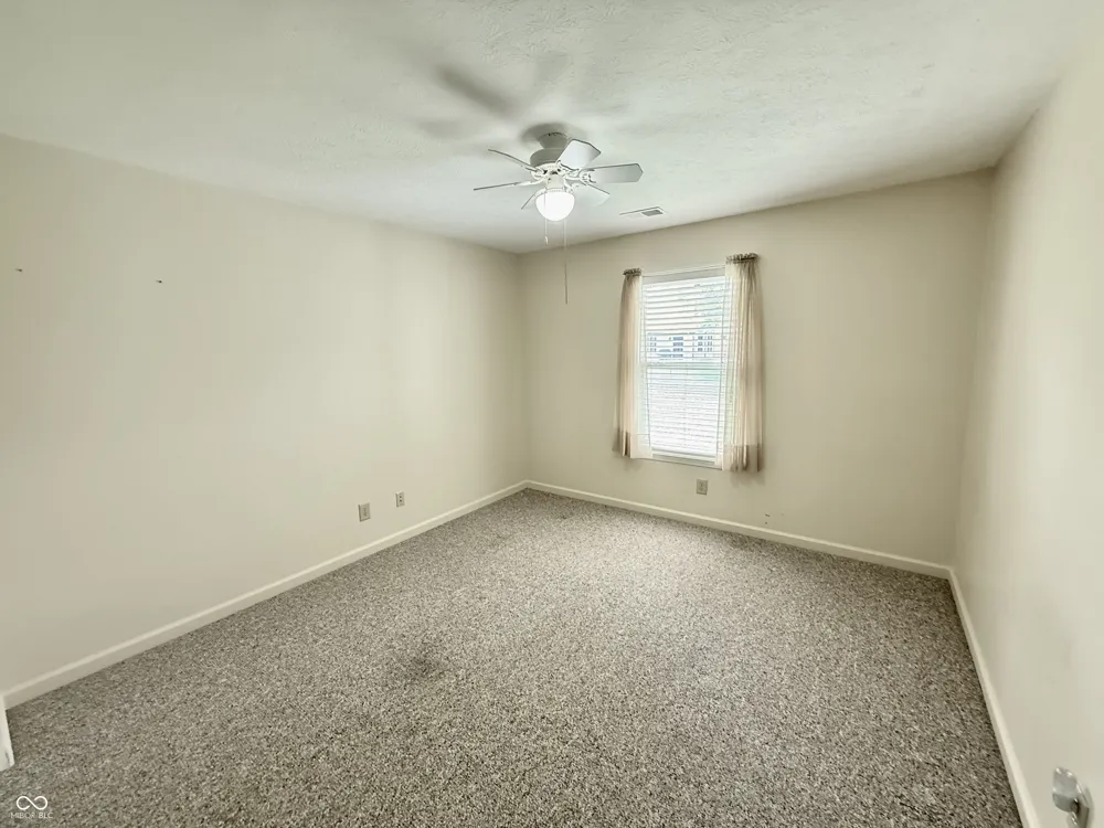 1067 Taurus Lane Franklin, IN 46131