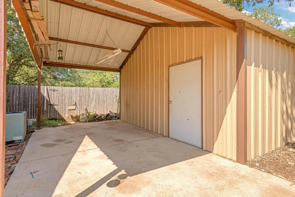 8852 Fm 603 Clyde, TX 79510