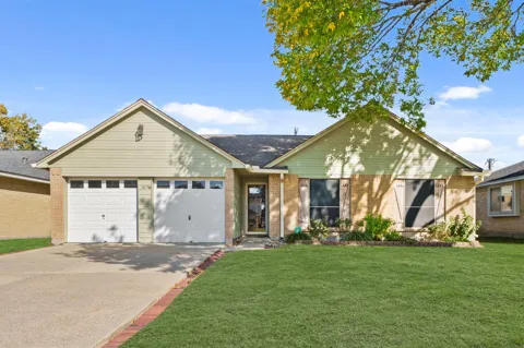 3877 Pecan Circle