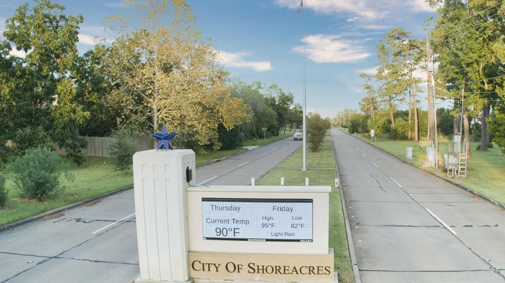 E Country Club Drive Shoreacres, TX 77571