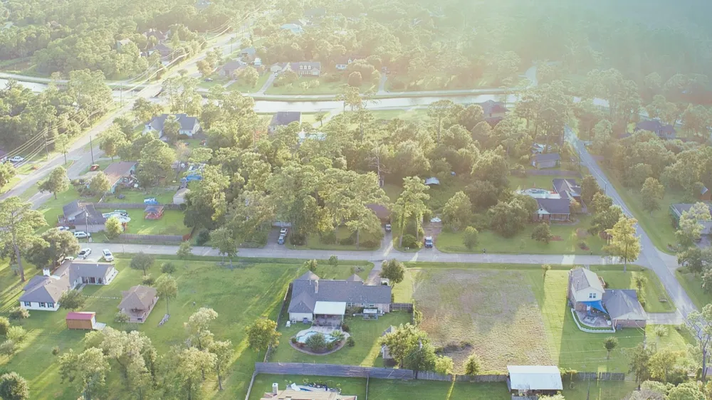 E Country Club Drive Shoreacres, TX 77571