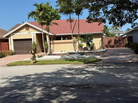1051 SW 99th Ave