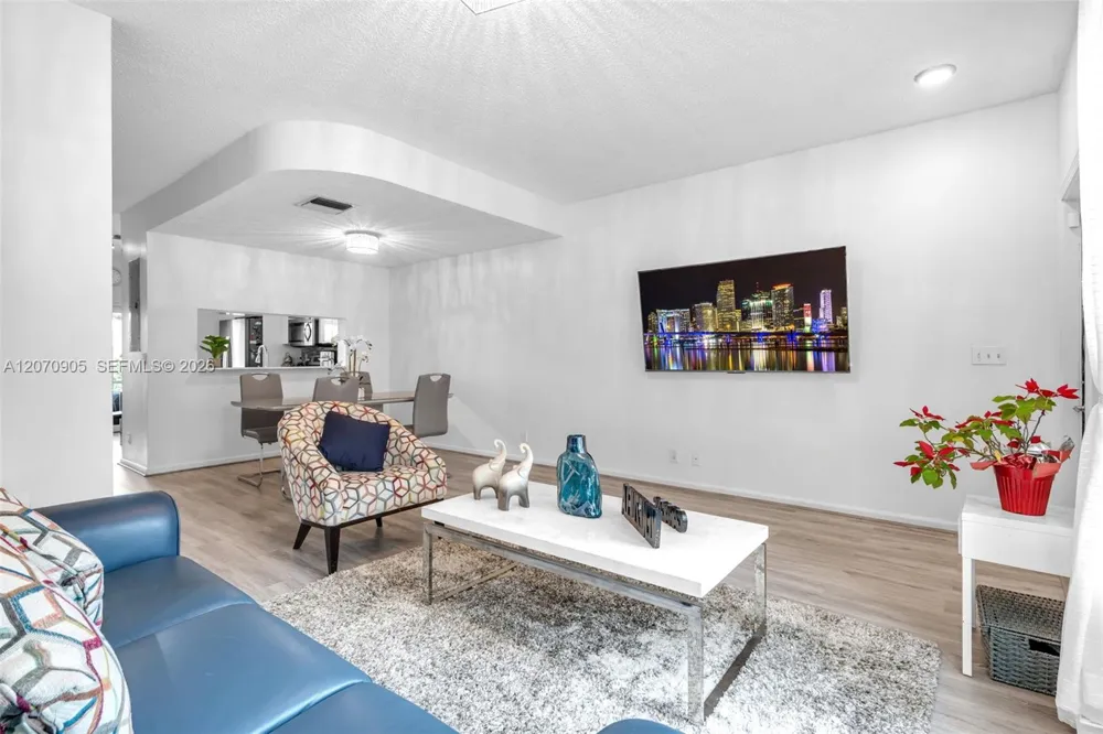 9925 NW 57th Manor Coral Springs, FL 33076