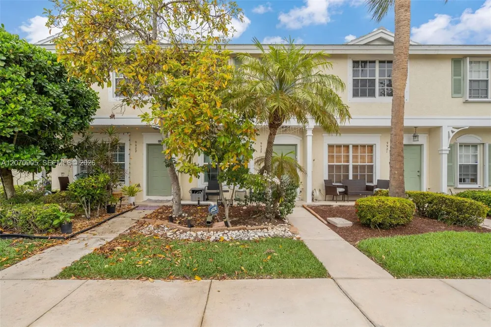 9925 NW 57th Manor Coral Springs, FL 33076
