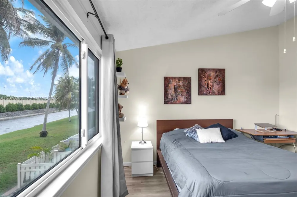 9925 NW 57th Manor Coral Springs, FL 33076