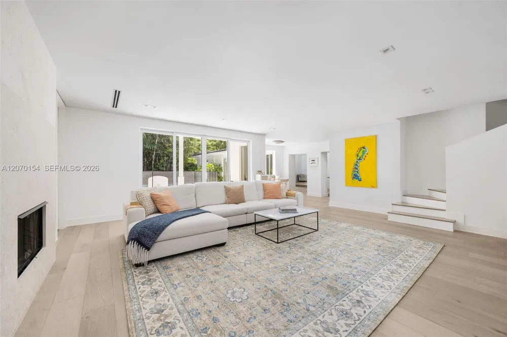 1015 Bayamo Ave Coral Gables, FL 33146