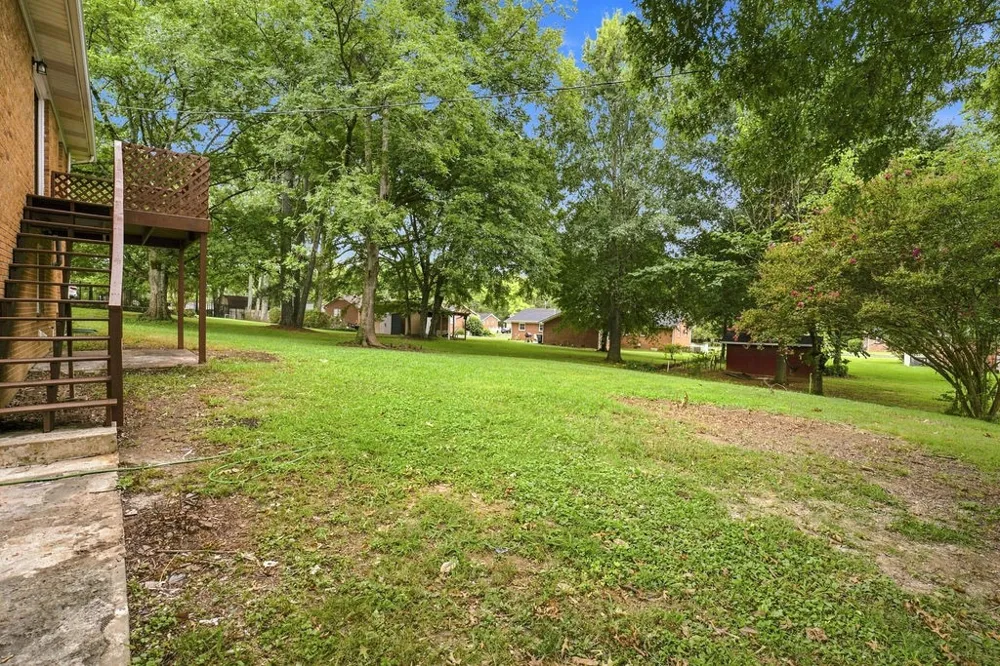 1308 Bagley Dr Fayetteville, TN 37334