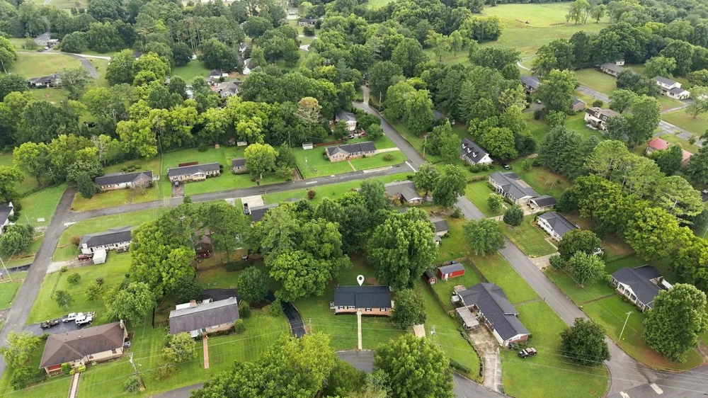 1308 Bagley Dr Fayetteville, TN 37334