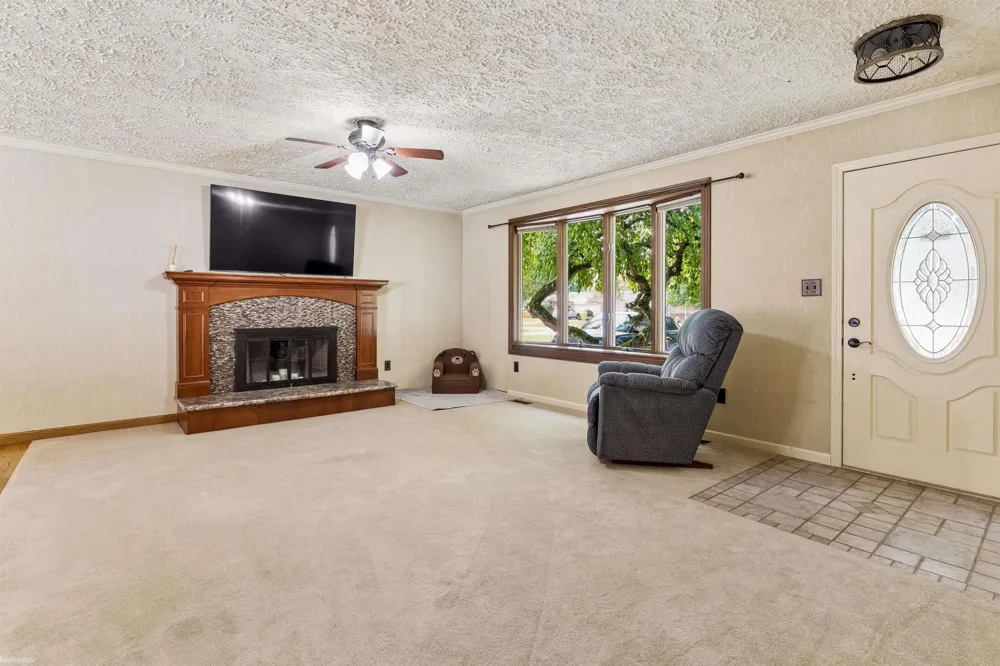 48343 Forbes Drive Chesterfield Township, MI 48047