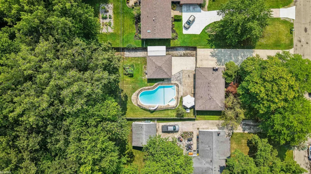 48343 Forbes Drive Chesterfield Township, MI 48047