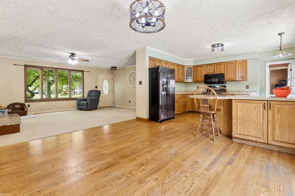 48343 Forbes Drive Chesterfield Township, MI 48047