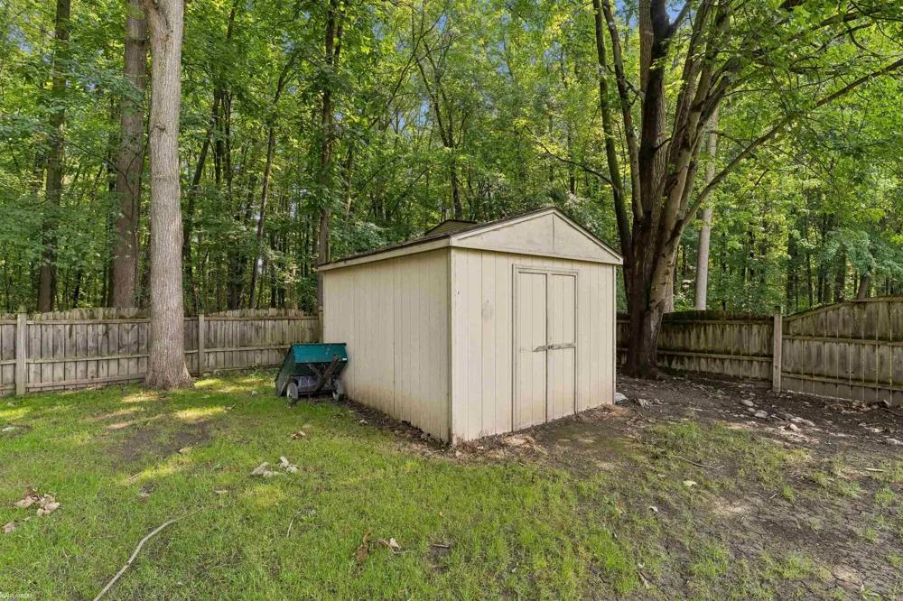 48343 Forbes Drive Chesterfield Township, MI 48047