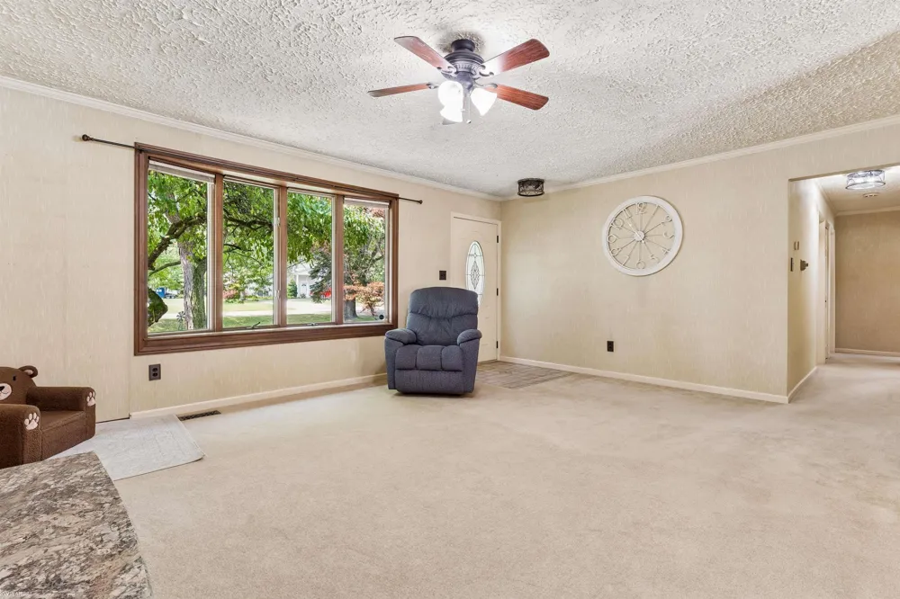 48343 Forbes Drive Chesterfield Township, MI 48047