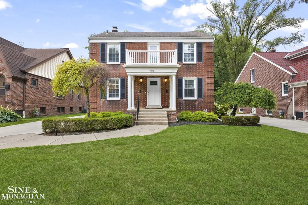 779 Saint Clair Street Grosse Pointe City, MI 48230
