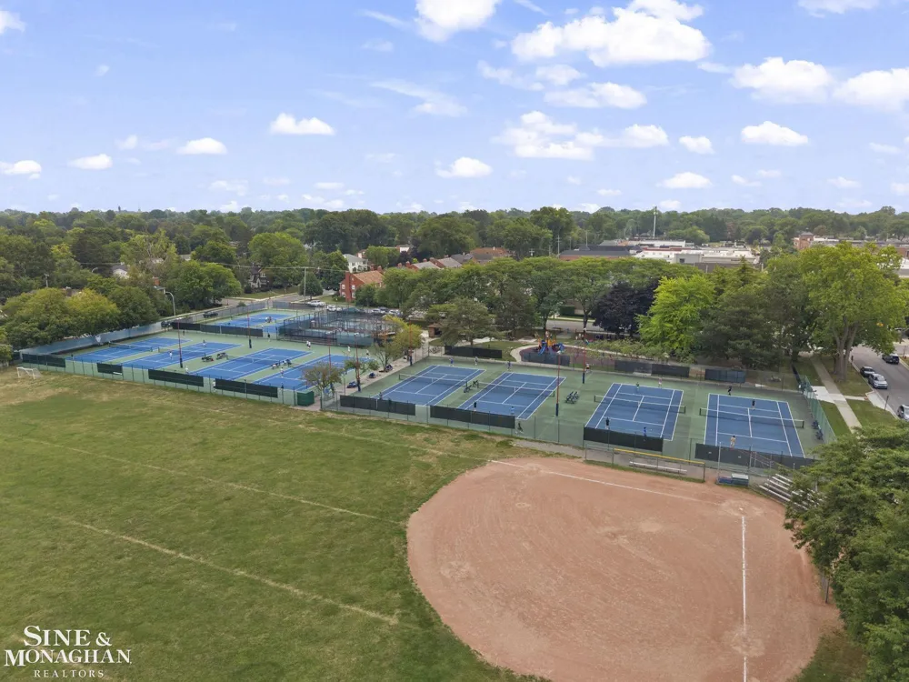 779 Saint Clair Street Grosse Pointe City, MI 48230