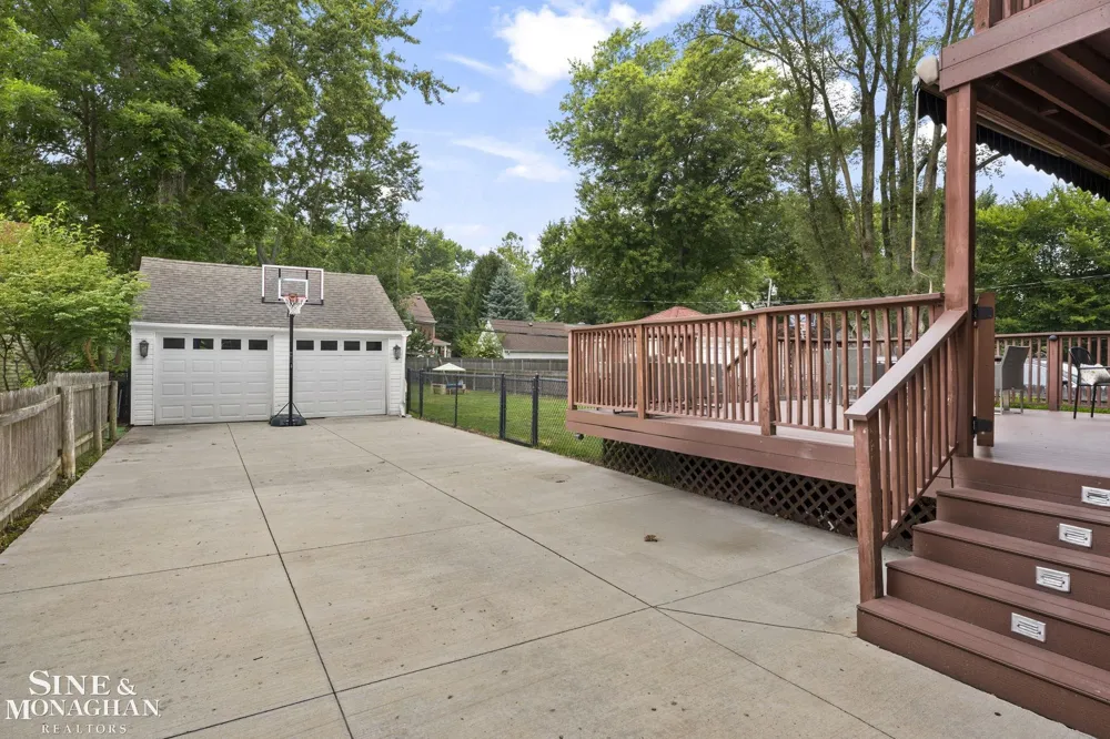 779 Saint Clair Street Grosse Pointe City, MI 48230